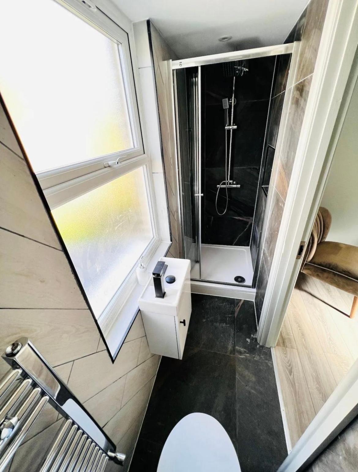 London 43 Ensuite Room Look Like Hotel Top Locations ภายนอก รูปภาพ