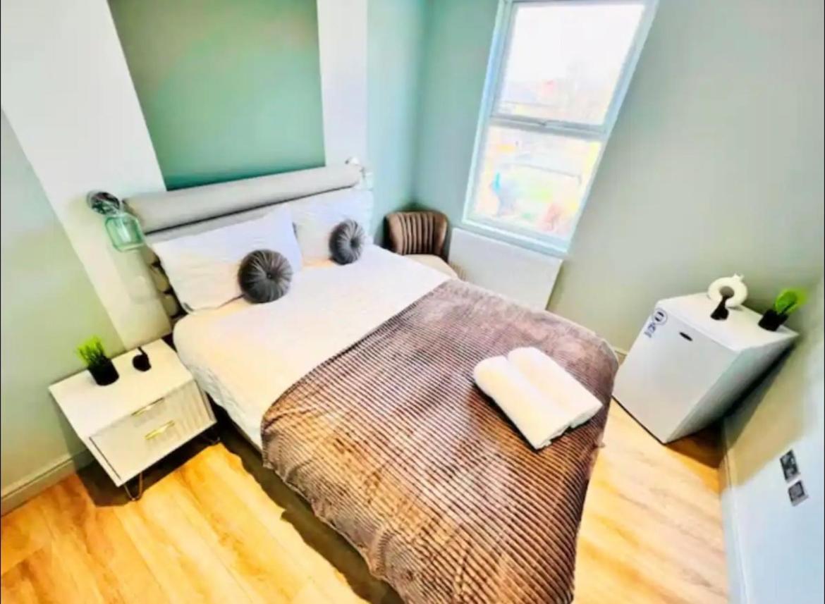 London 43 Ensuite Room Look Like Hotel Top Locations ภายนอก รูปภาพ