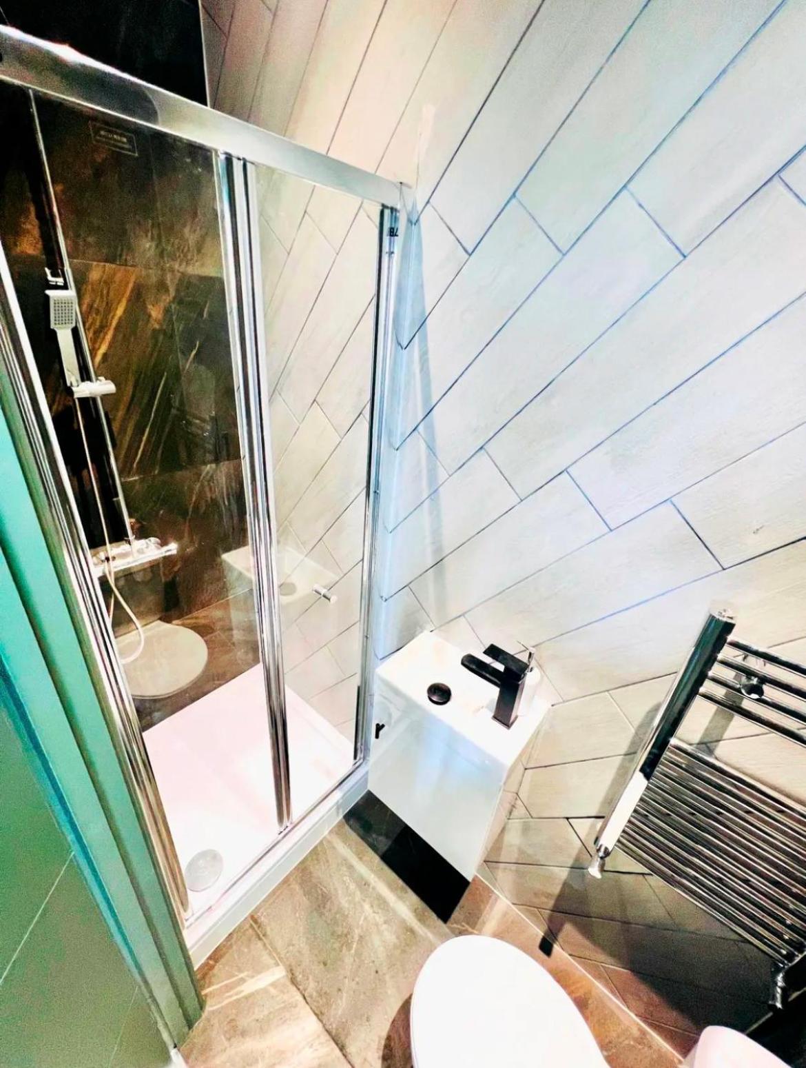 London 43 Ensuite Room Look Like Hotel Top Locations ภายนอก รูปภาพ