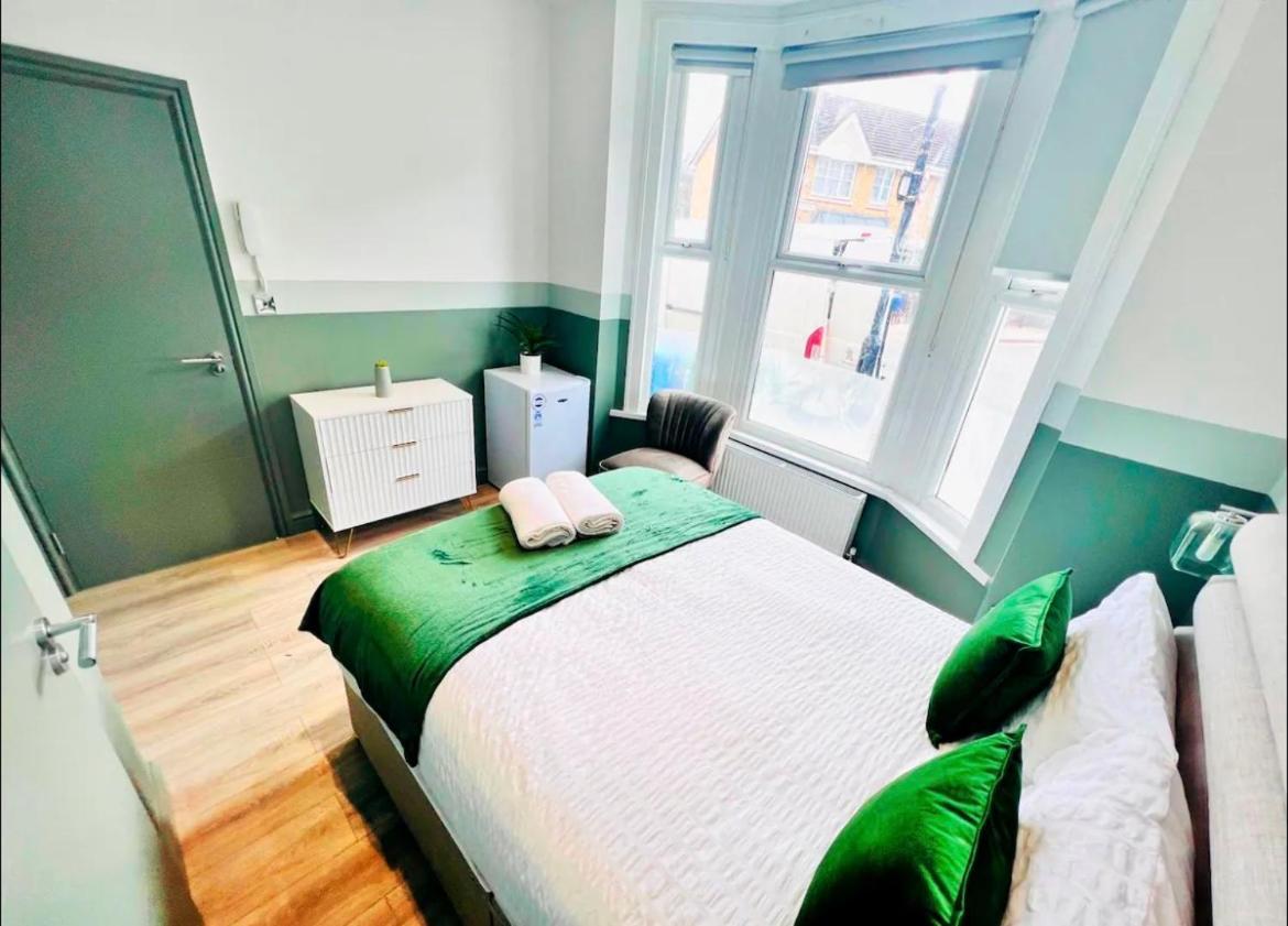 London 43 Ensuite Room Look Like Hotel Top Locations ภายนอก รูปภาพ